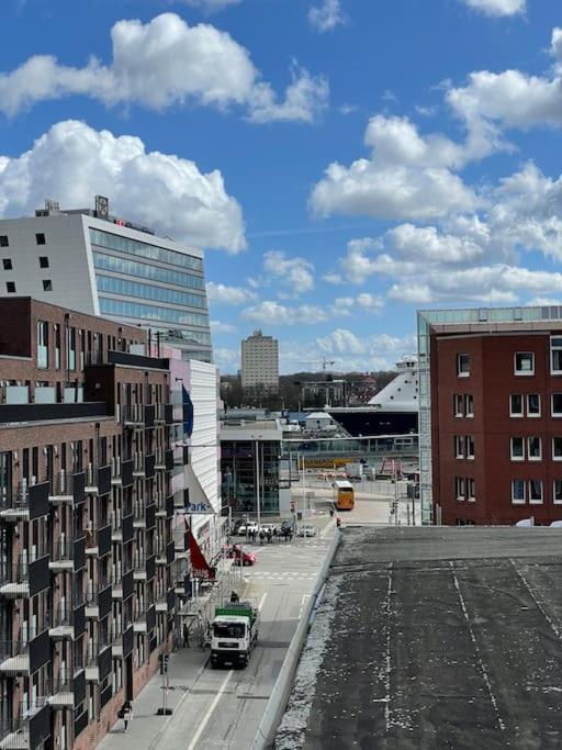 Rooftop Mit Foerdeblick, Zentral & Nah Am Hbf Kiel Buitenkant foto